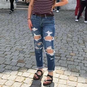 American Eagle Tomgirl Jeans